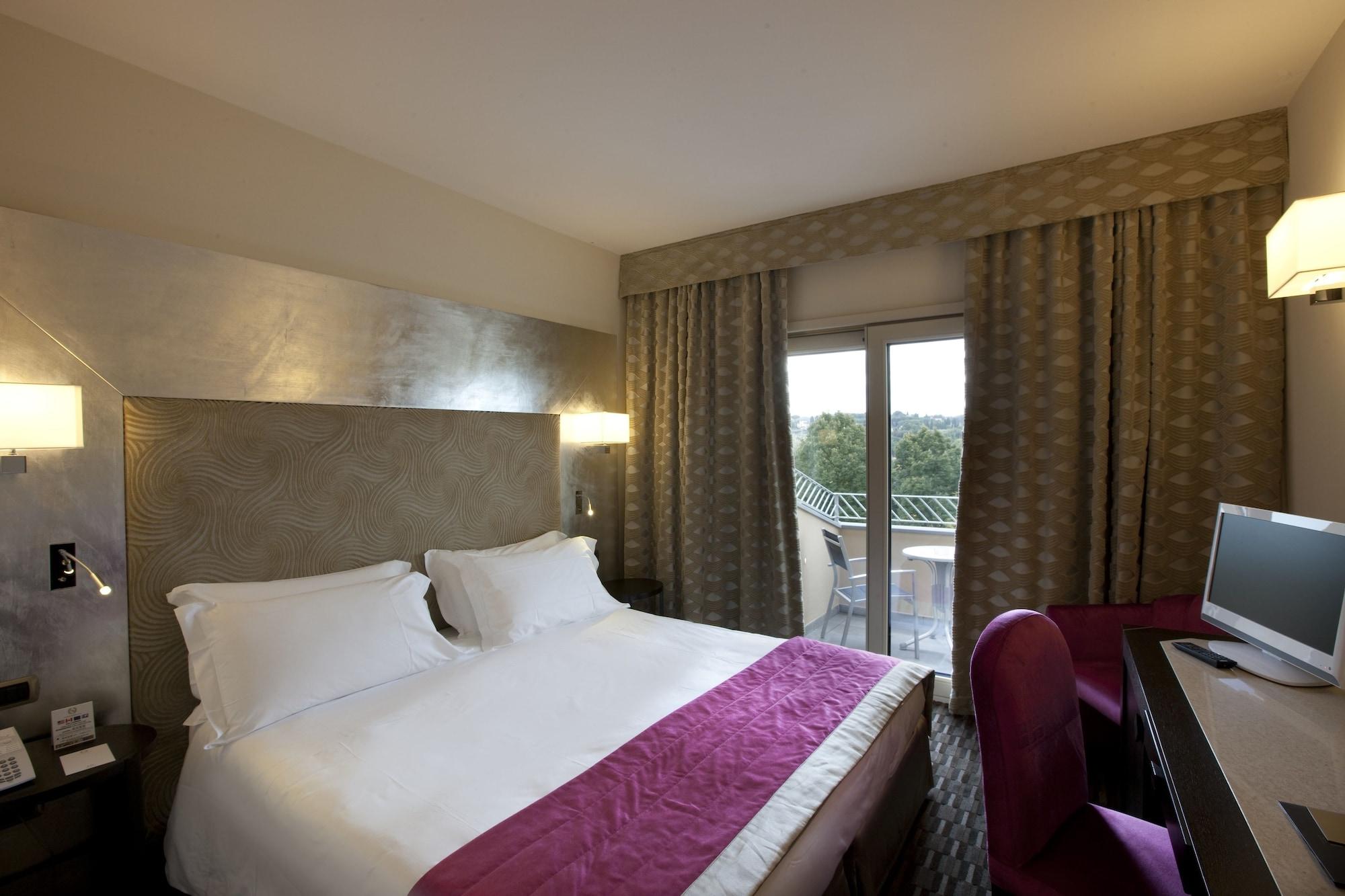 Fh55 Grand Hotel Mediterraneo Florence Ngoại thất bức ảnh