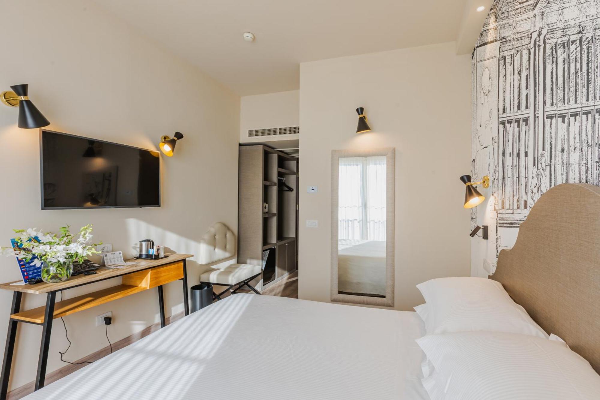 Fh55 Grand Hotel Mediterraneo Florence Ngoại thất bức ảnh
