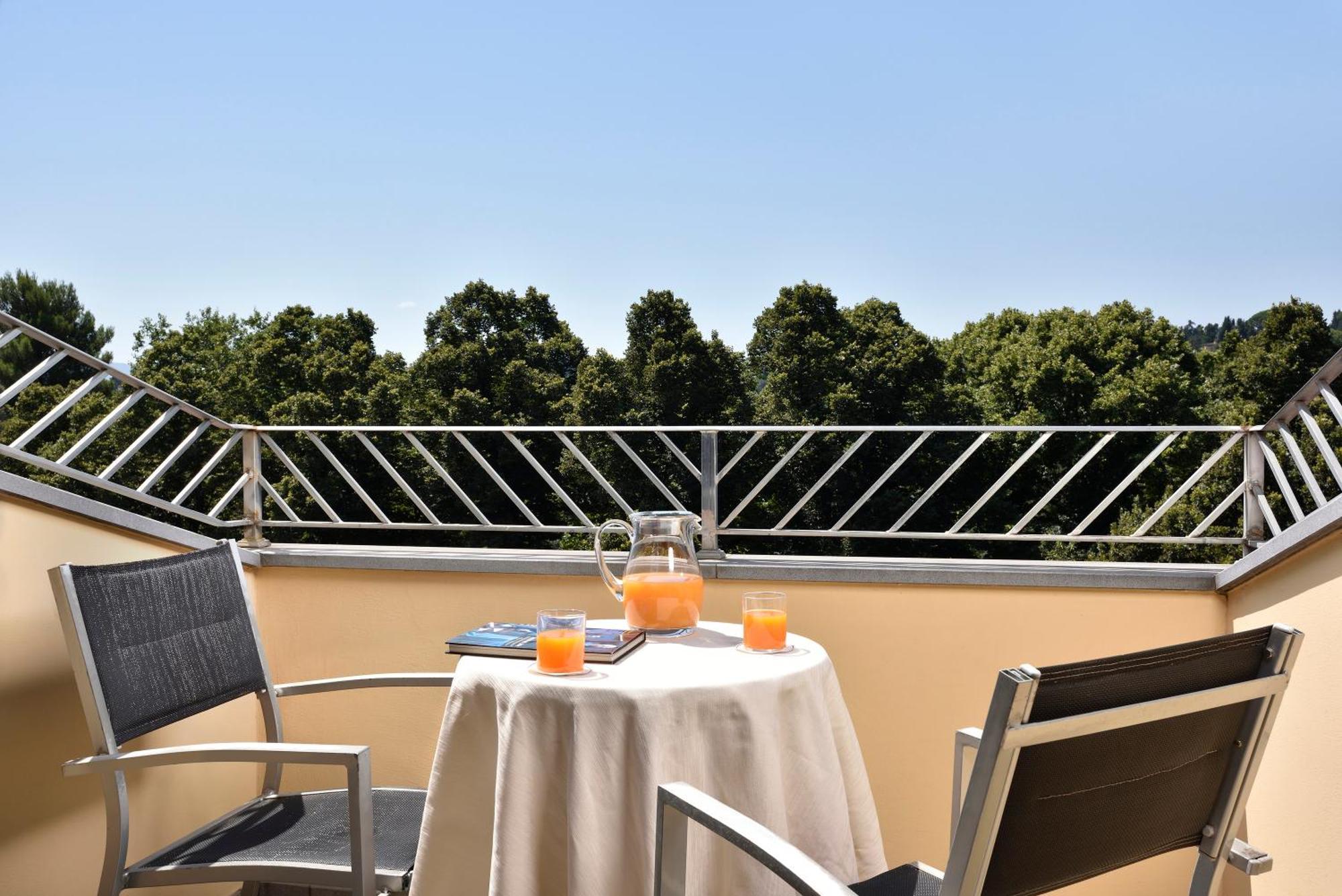 Fh55 Grand Hotel Mediterraneo Florence Ngoại thất bức ảnh