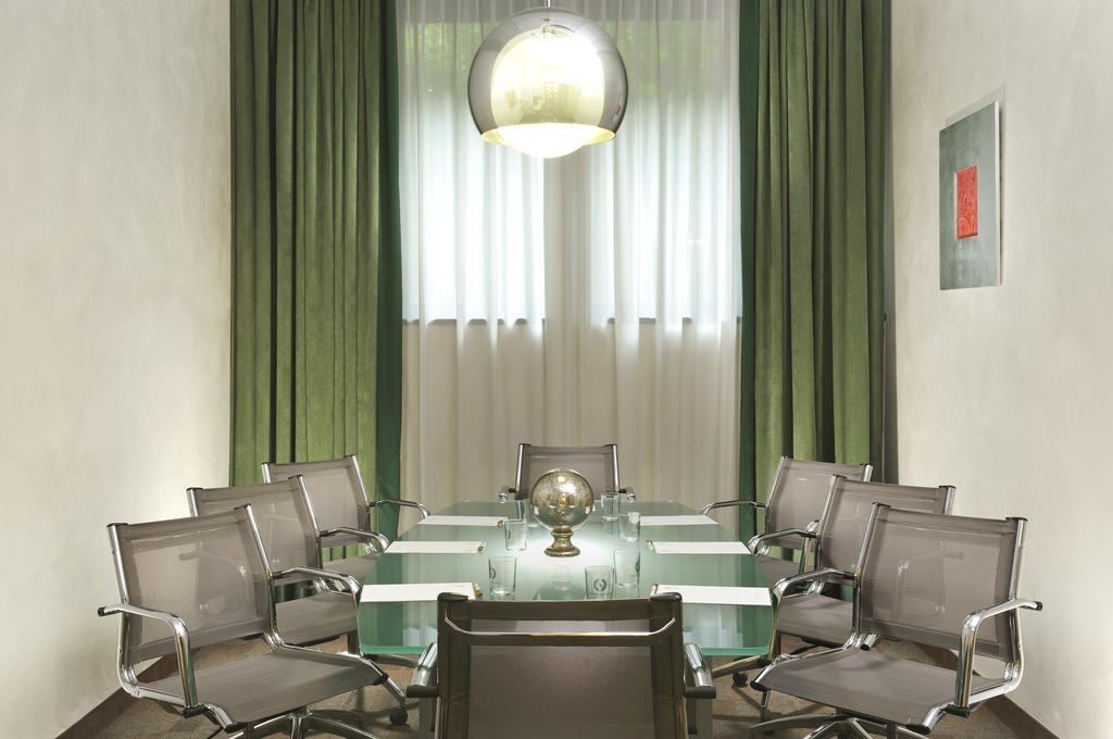 Fh55 Grand Hotel Mediterraneo Florence Ngoại thất bức ảnh